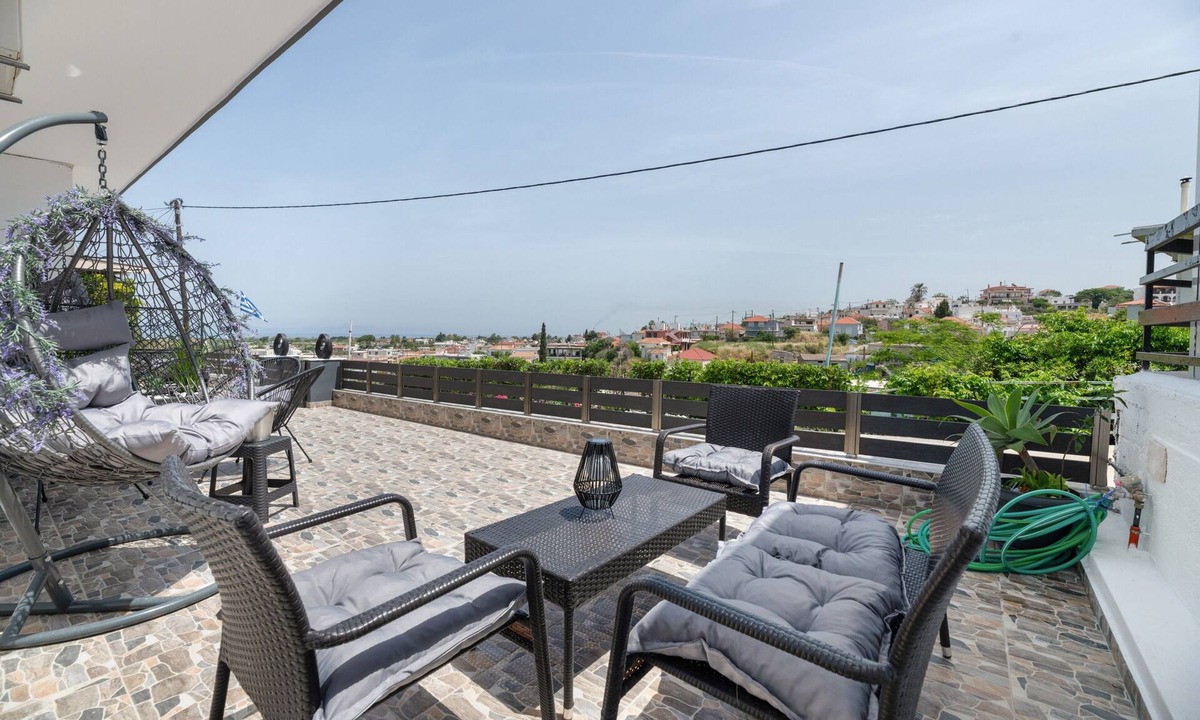 Fanai Apartment | Village Suite 102 Studio with Shared Pool and Terraces with Views—Perfect for Kitesurfers