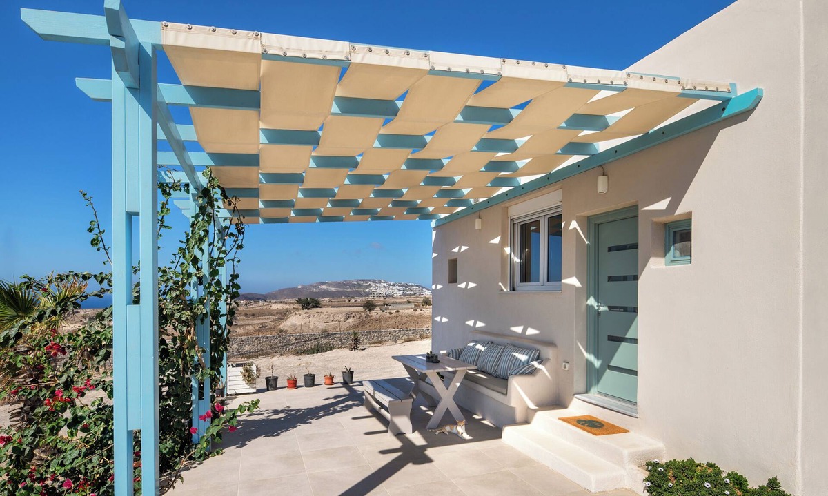 Santorini House | Welcome to Dune Santorini Summer House situated on the island of Santorini
