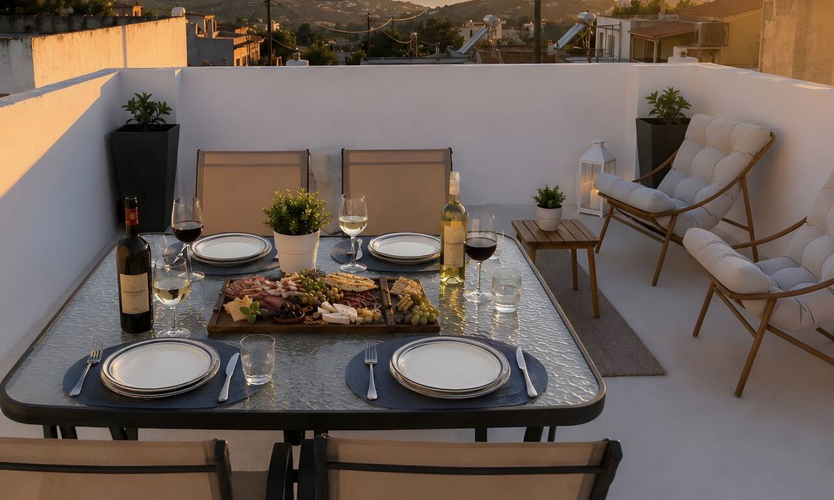 Sivas House | Welcome to Sivas 1896 House – Authentic Cretan Hospitality in a Restored Historic Home