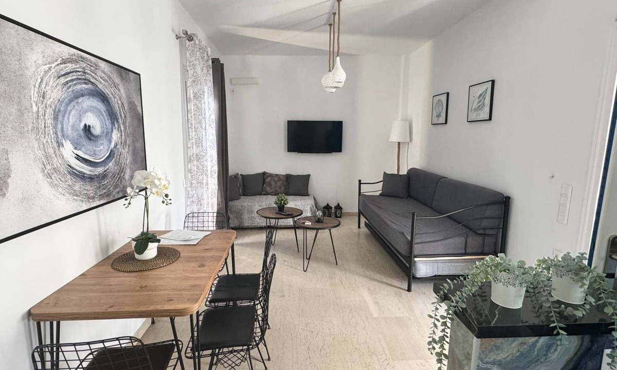 Tinos Apartment | Zen Beach House in Tinos 1