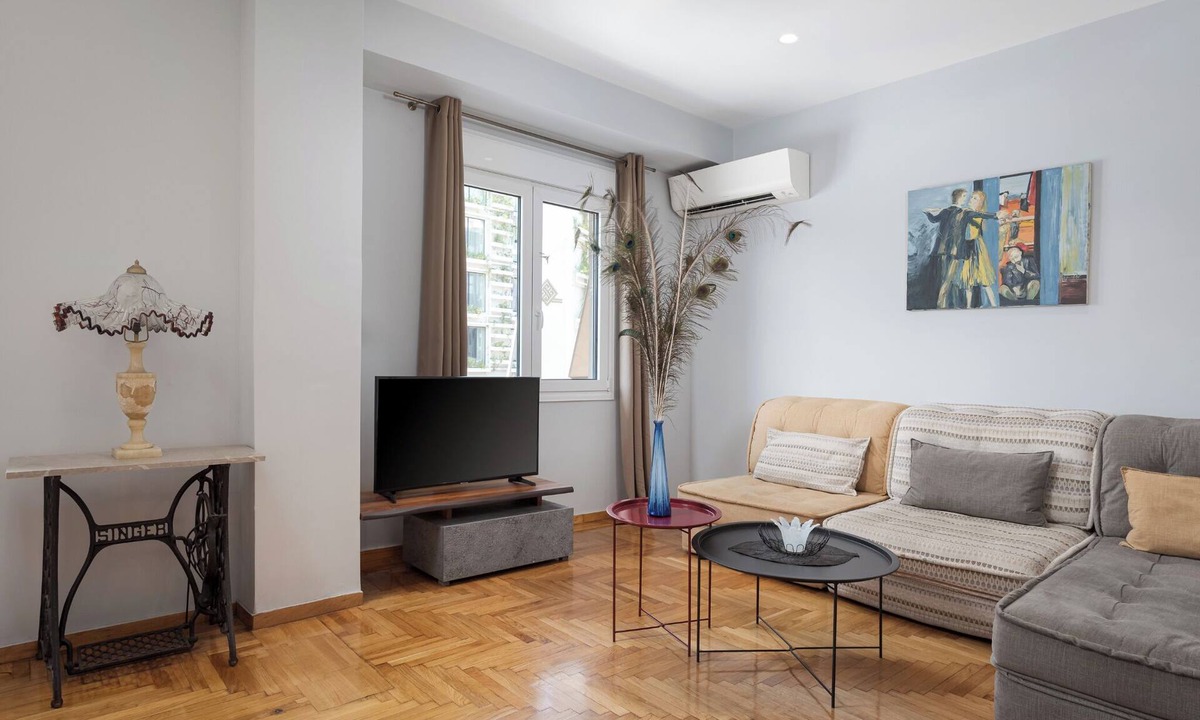 Mets Apartment | Zeus Grand Apartment, Olympian Zeus Apartments
