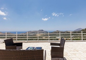 100 m² Villa ∙ 2 bedrooms ∙ 4 guests in Mariou