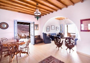 Anerousses Mykonian Traditional Houses in Houlakia