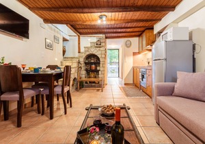 Apartment ∙ 1 bedroom ∙ 4 guests in Petalidi