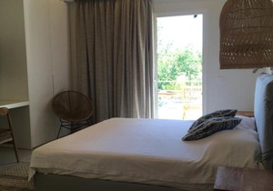 Arion Seaside Suites Apartment 3 in Pogoniá