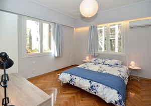 Athens' heart Syntagma metro apartment in Athens