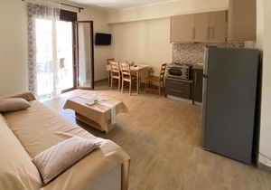 Beach Front Apartment In Nafpaktos With Wifi in Nafpaktos