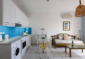 Bellevue Suites Apartment 3 with Sea View in Agios Nikolaos