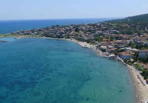 Petalidi Stone House with garden near the beach in Petalidi