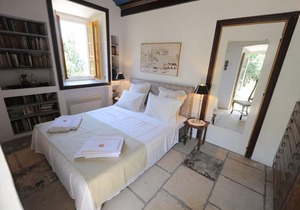Rallou House Hydra in Hydra