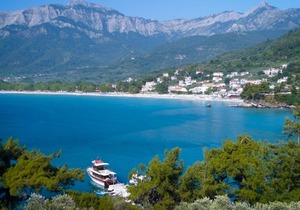 Sea View Studio with A/C, only 300 Meters from the Beach ! in Chrysi Ammoudia