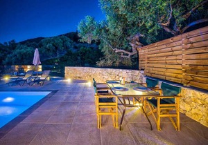 Villa Marathonisi with private pool in Marathias