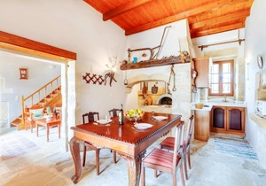 Villa Vereniki with Heated Pool in Gavalohori