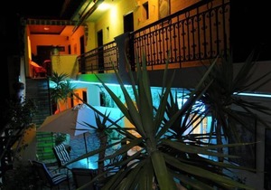 Welcome To Hotel petunia, In Neos-marmaras,xalkidiki ,greece, triple room 7 in Neos Marmaras