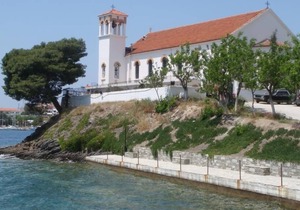 Welcome To Hotel petunia, In Neos-marmaras,xalkidiki ,greece, triple room 7 in Neos Marmaras