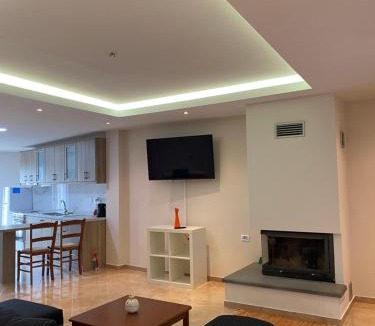 Karpenisi Apartment | Αρτέμιδα plus Karpenisi Apartment