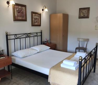 Perama House | ΞεΝΩΝΑΣ ΕΞΑΡΧΟΣ