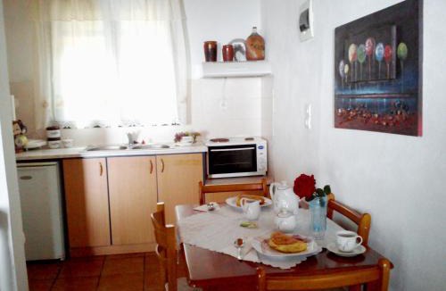 Ikaria Apartment | ΤΟΥΡΙΣΤΙΚΕΣ ΕΠΙΠΛΩΜΕΝΕΣ ΚΑΤΟΙΚΙΕΣ φροσω χωριατη
