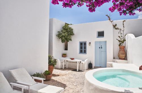 Megalochori House | 2 bedroom charming villa with outdoors jacuzzi