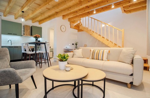 Melikia House | 25 meters from the beach
