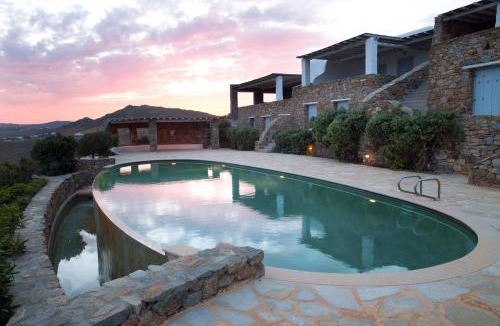 Kalafatis Villa | 3 Bedroom Cycladic Villa Lia