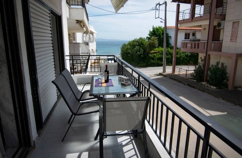 Nea Potidaia Apartment | 54 m² Apartment ∙ 2 bedrooms ∙ 6 guests