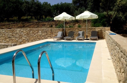 Pervolakia Villa | 6-people Villa - Private Pool - Mountain View