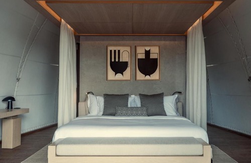 Vari-Voula-Vouliagmeni Hotel | 91 Athens Riviera, The Resort