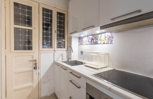 Athens City Centre Apartment | A Cozy 2bdr Apt in Kolonaki of Athens
