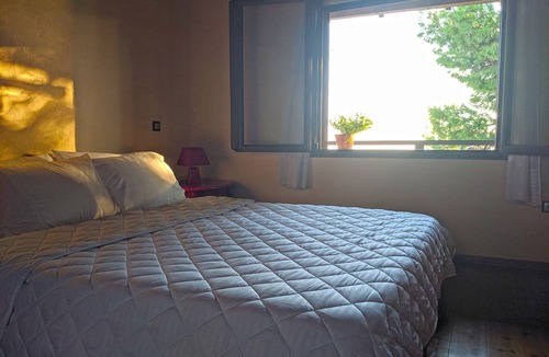 Metamorfosi House | A first floor beachfront apartment at Metamorfosi Sithonia for 5 guests