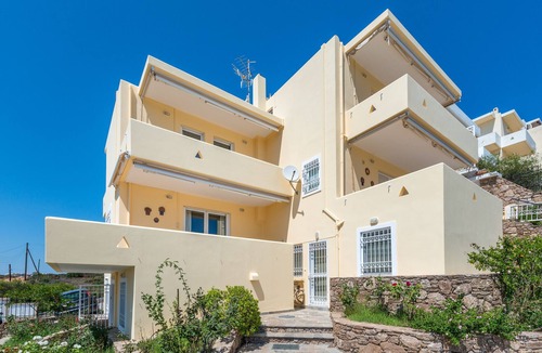 Lavreotiki Villa | A home for exploring Sounio