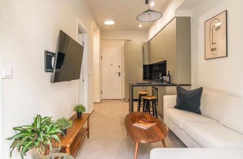 Filopappou Apartment | A43 Renovated in 2025 Great base for Koukaki