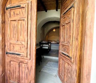 Kithnos House | Abella Cave, Kythnos