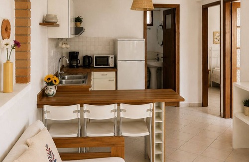 Agios Gordios Cottage | Achilleas Apartment
