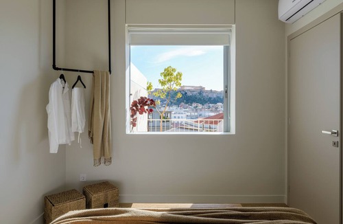 Monastiraki Apartment | Acropolis Penthouse Plunge Pool