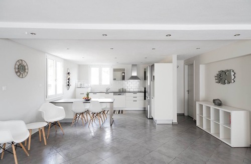 Skiathos Town Villa | Aegean Breeze Skiathos, a spacious villa with pool and magnificent sea view