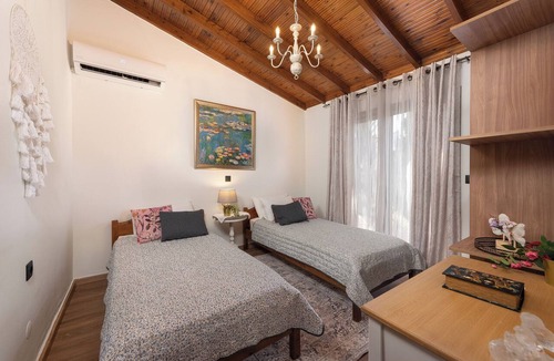 Gennadi House | Aelia Sea View Bungalow