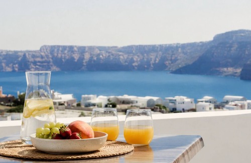 Akrotiri Apartment | Aelia Suites Santorini - Romantic Suite with Caldera Sea View