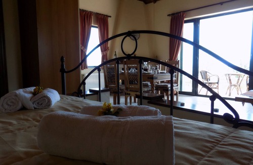 Krouson Hotel | Aetovigla Traditional Guest Houses