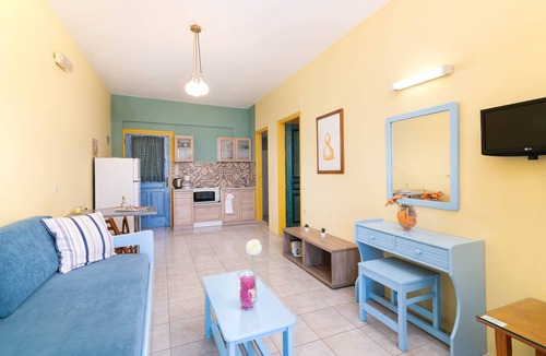 Makry Gialos House | Afroditi Apartments