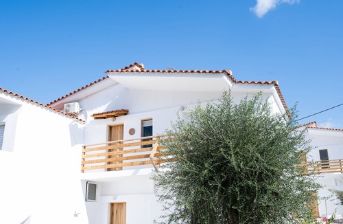 Limni Vouliagmenis Apartment | Agrambeli Apartment 3/7 at Heraion Lagoon