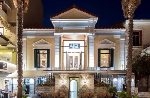 Kalamata House | Aigli Seafront Loft-Bespoke Design Gem
