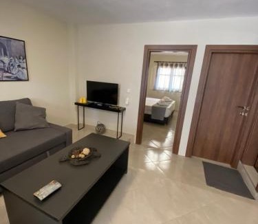Nea Fokaia Apartment | Aldebaran house
