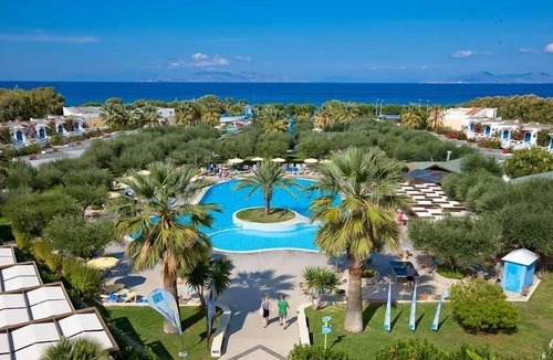 Theologos Hotel | Alex Beach Hotel - Bungalows