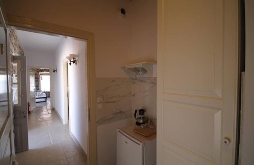 idhra Hotel | Alexandra Guesthouse