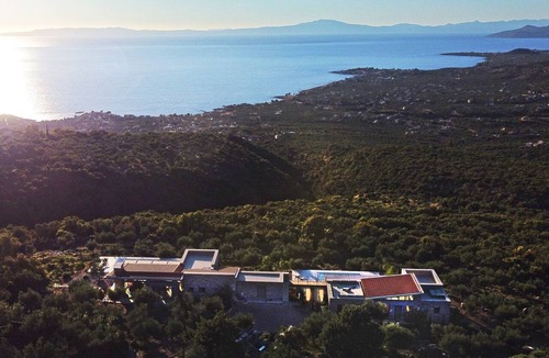 Lefktron Villa | Alisseos Villa North Peace & luxury simply enjoy