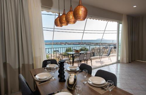 Kokinos Pirgos Apartment | Alkioni Suite - with harbor view