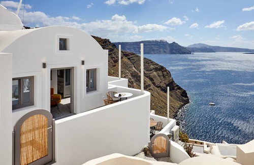 Oia House | Allure Breeze Suites
