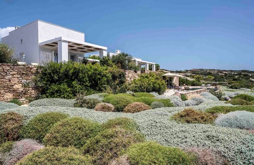 Koufonisia Villa | Alluring Ano Koufonisi Villa | Villa Elysium | 6 Bedrooms | Infinity Pool with.