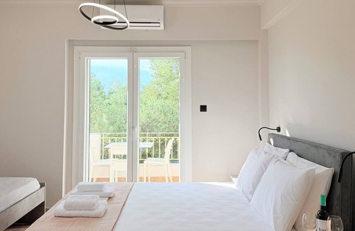 Artemisio Apartment | Altamar Collection